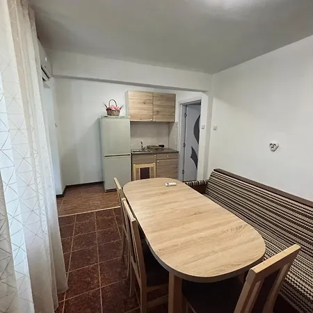 50 بيت للعطل Atiya
